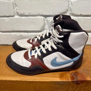 🔥 Nike Greco Supreme High Top Wrestling Shoes – Rare Colorway – Women’s Size 8.5